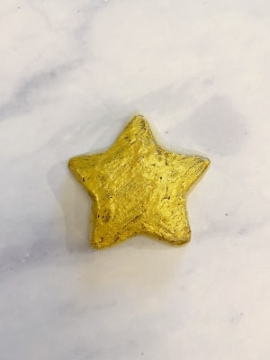 Oscar's Party gold star buttercream sugar cookies