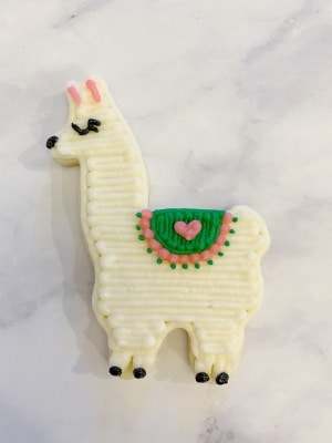 how to decorate llama birthday cookies