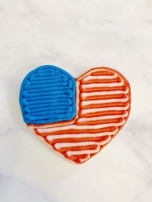 buttercream American flag cookies