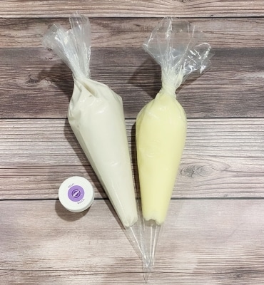 how to make white buttercream using violet