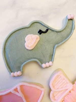 how to decorate elephant cookies