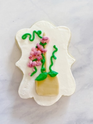 buttercream orchid cookie