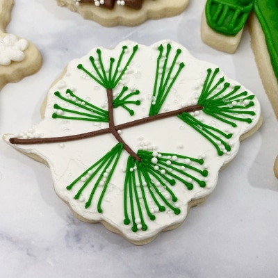 buttercream pine needle cookies